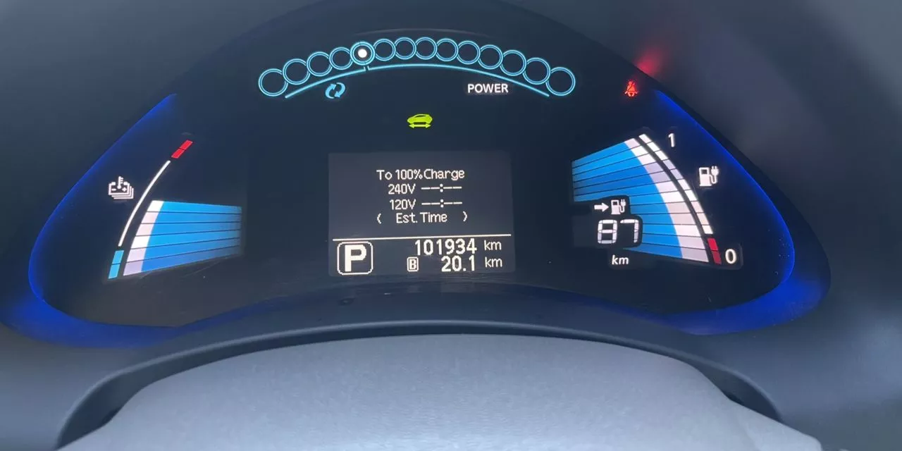 Nissan Leaf  24 kWh 201181