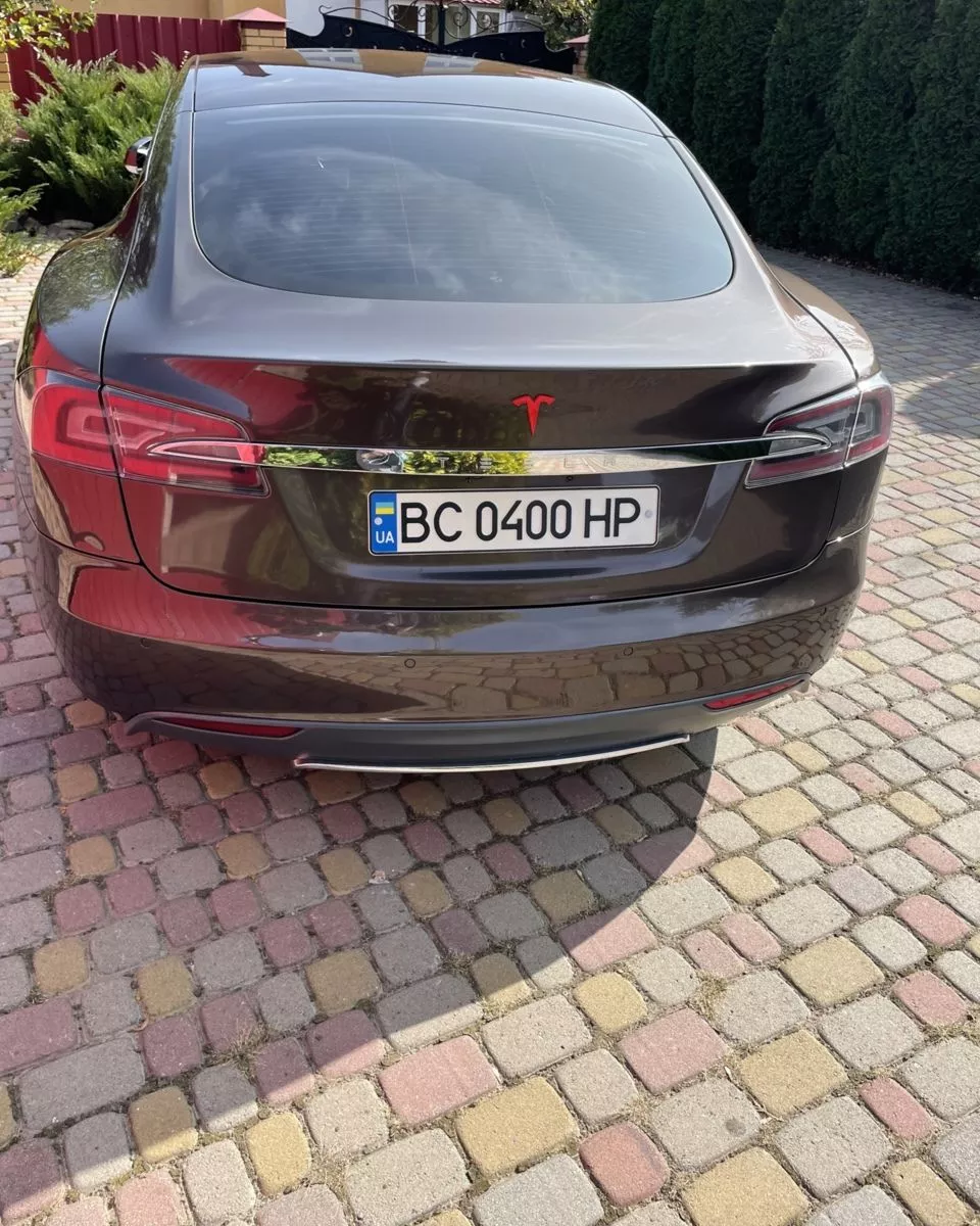 Tesla Model S  75 kWh 201421