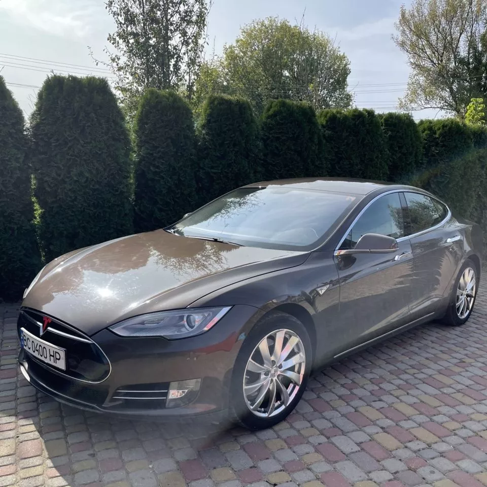 Tesla Model S  75 kWh 201431