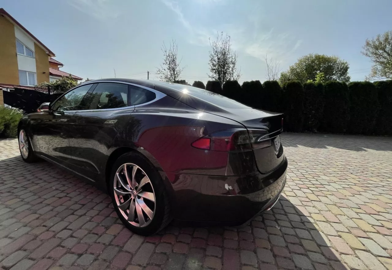 Tesla Model S  75 kWh 201451