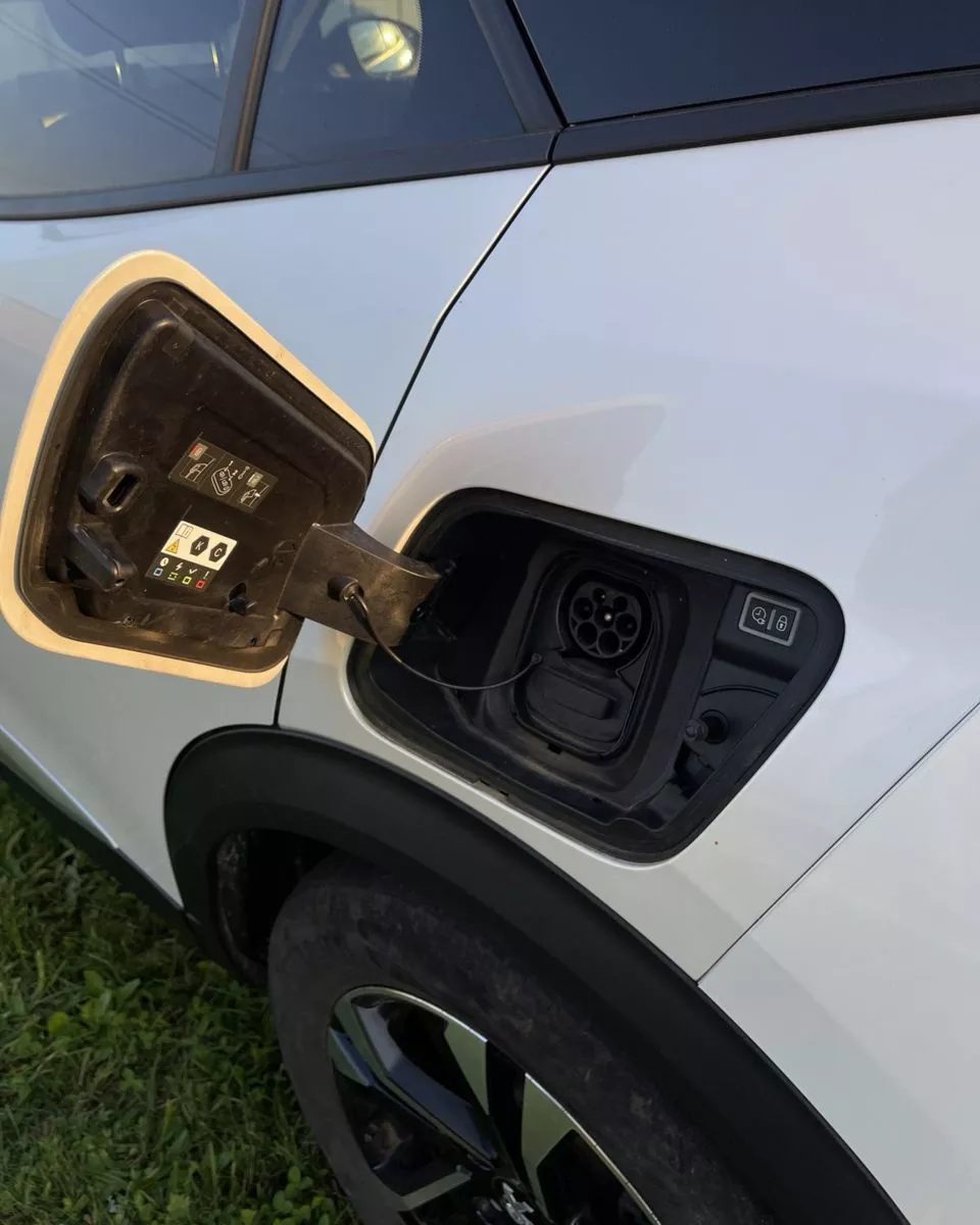 Peugeot E-2008  50 kWh 2022141