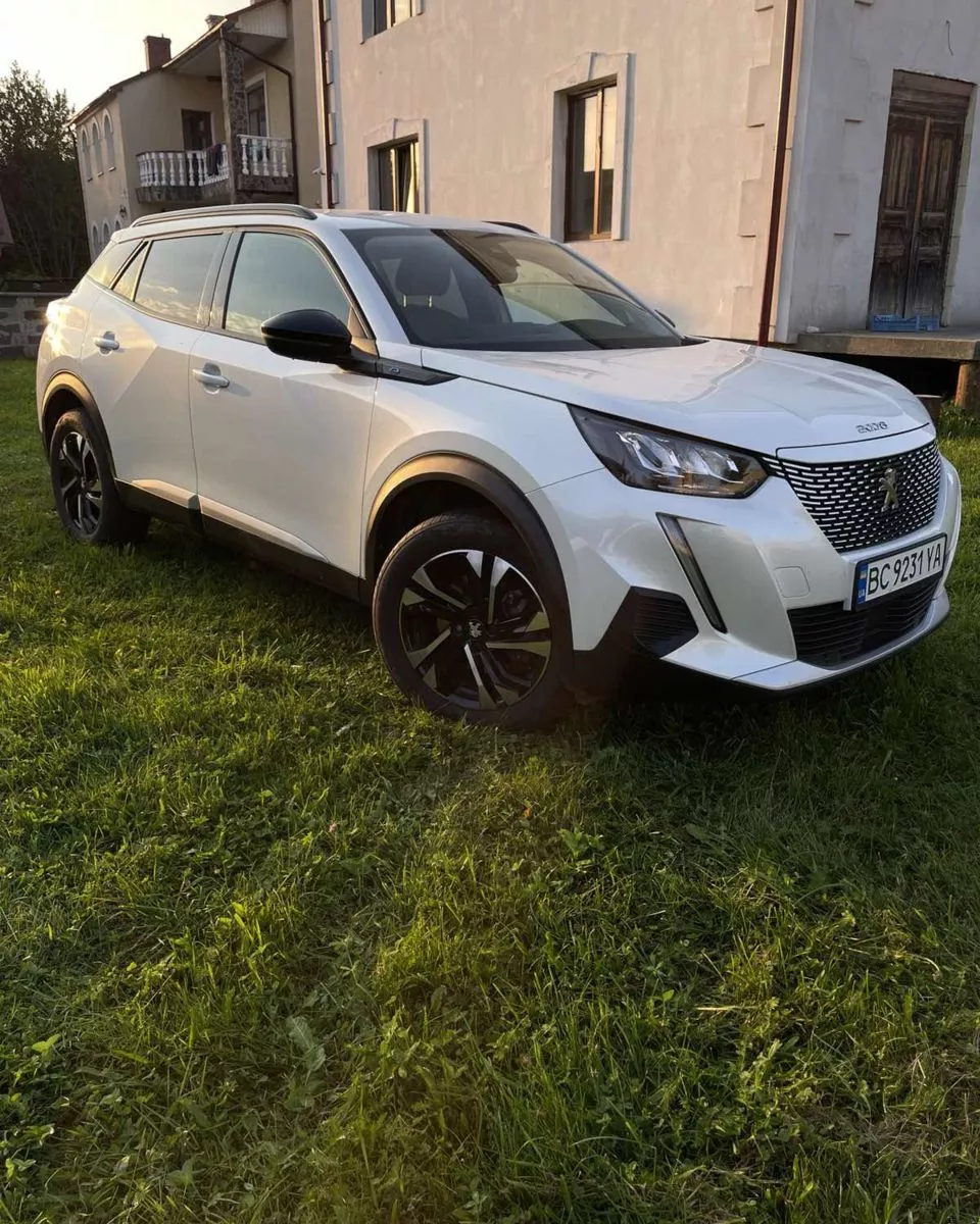 Peugeot E-2008  50 kWh 2022181