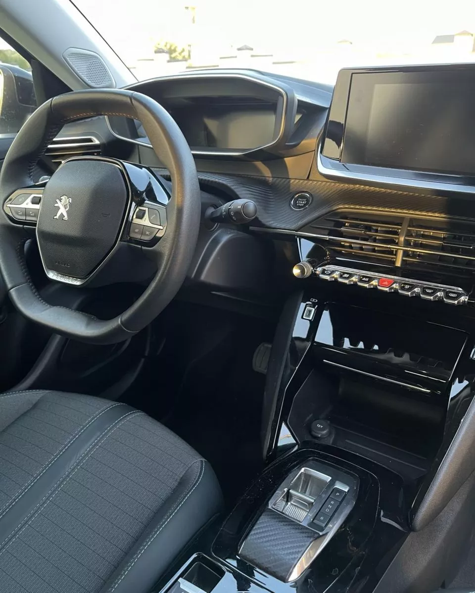 Peugeot E-2008  50 kWh 2022191