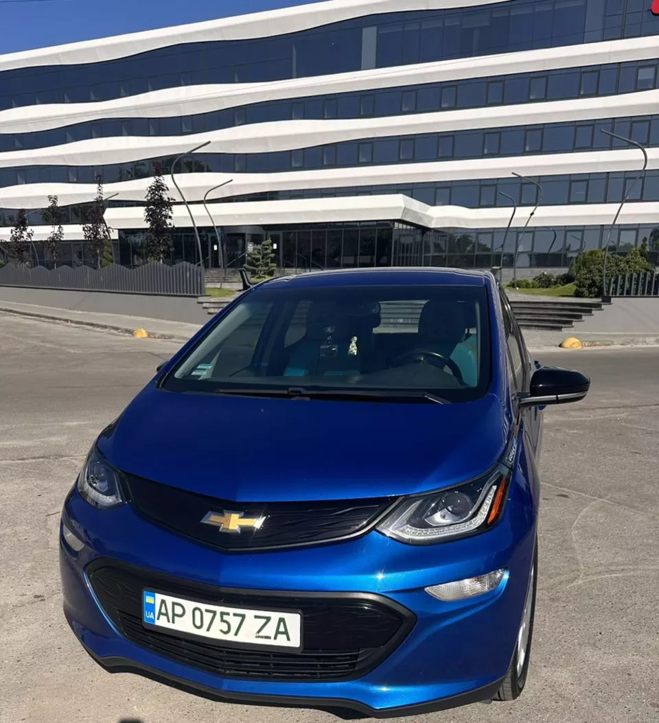 Chevrolet Bolt EV 