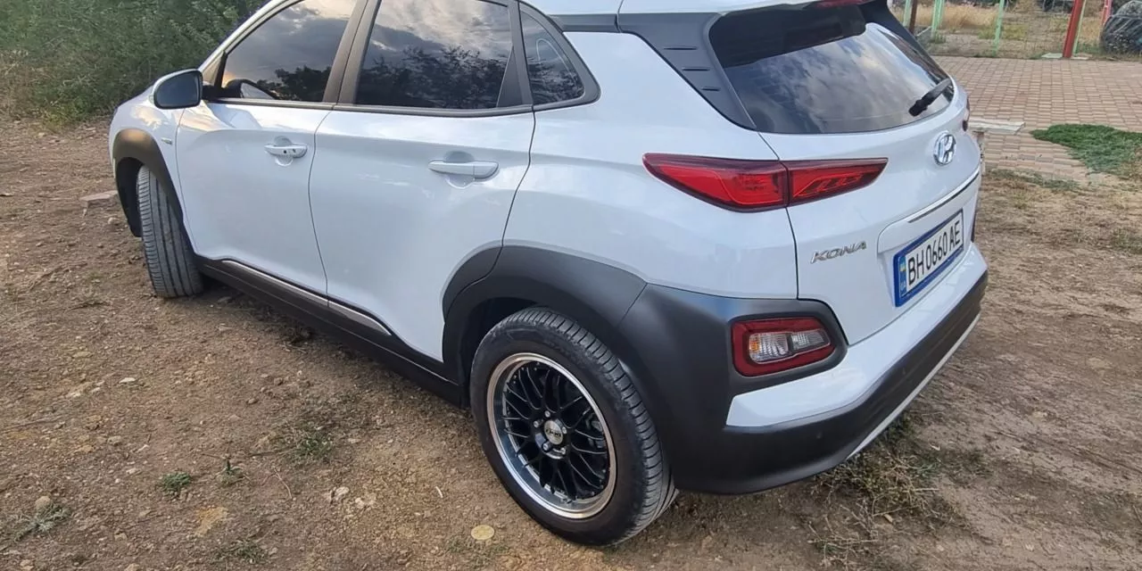 Hyundai Kona  64 kWh 202081