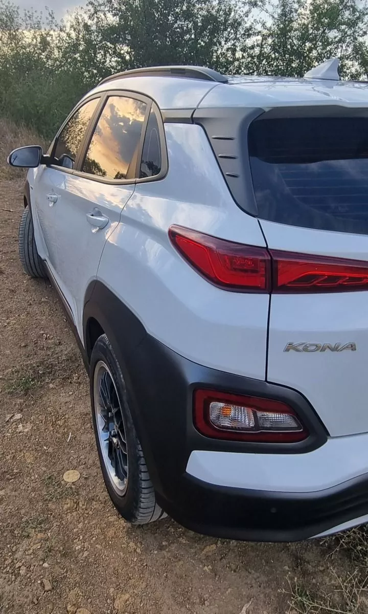 Hyundai Kona  64 kWh 202091