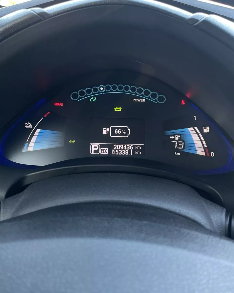 Nissan Leaf  24 kWh 2013181