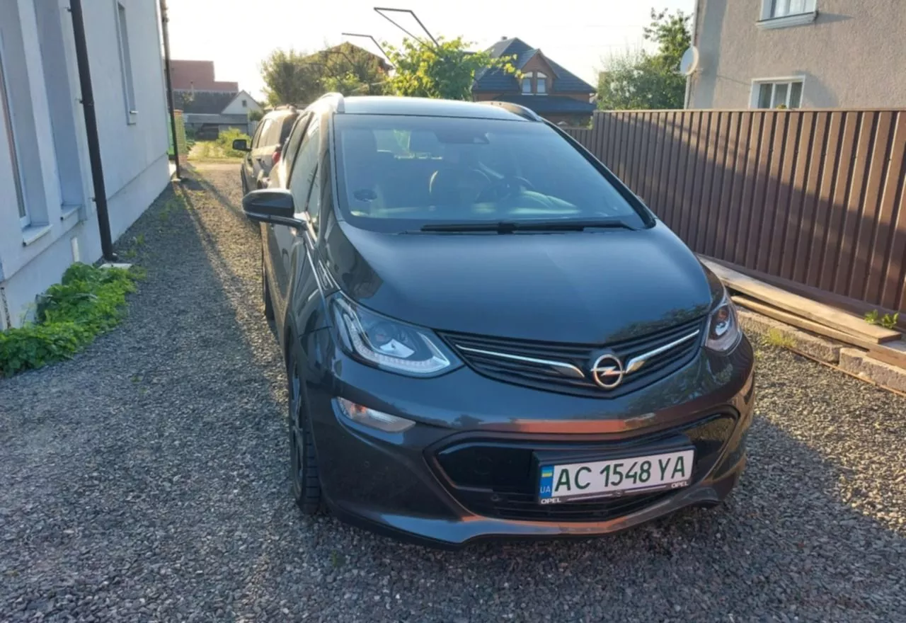 Opel Ampera-e 