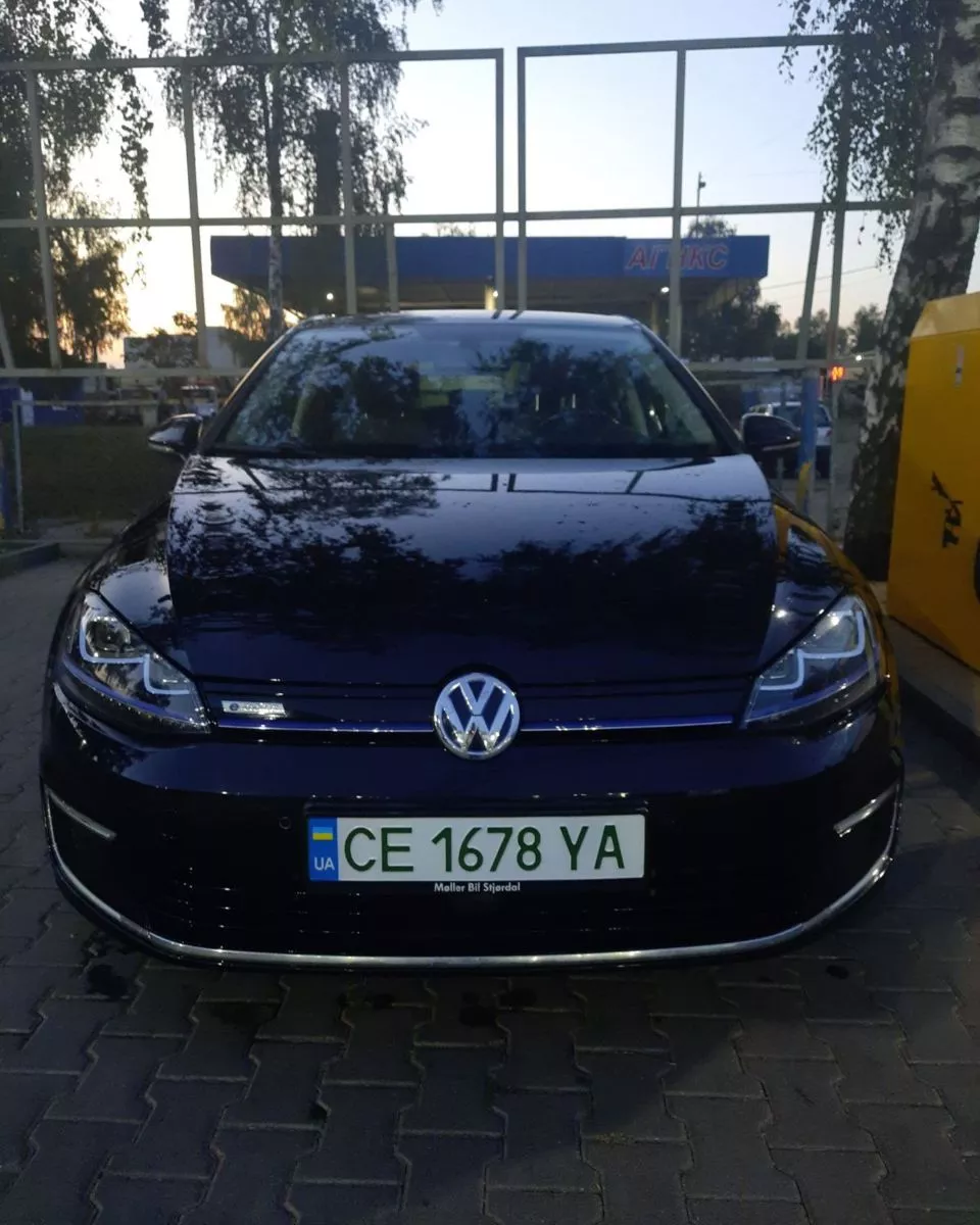 Volkswagen e-Golf  24 kWh 201541