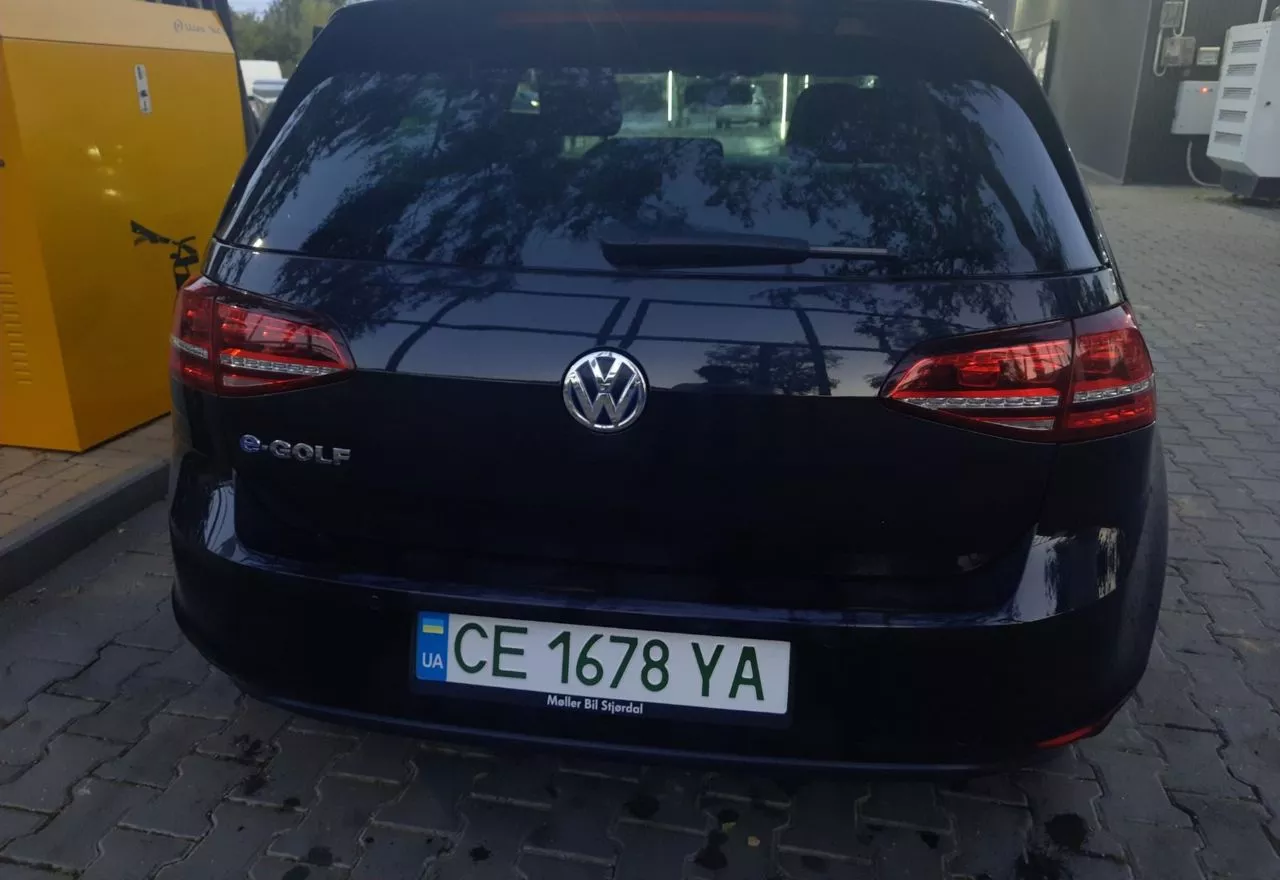 Volkswagen e-Golf  24 kWh 201571