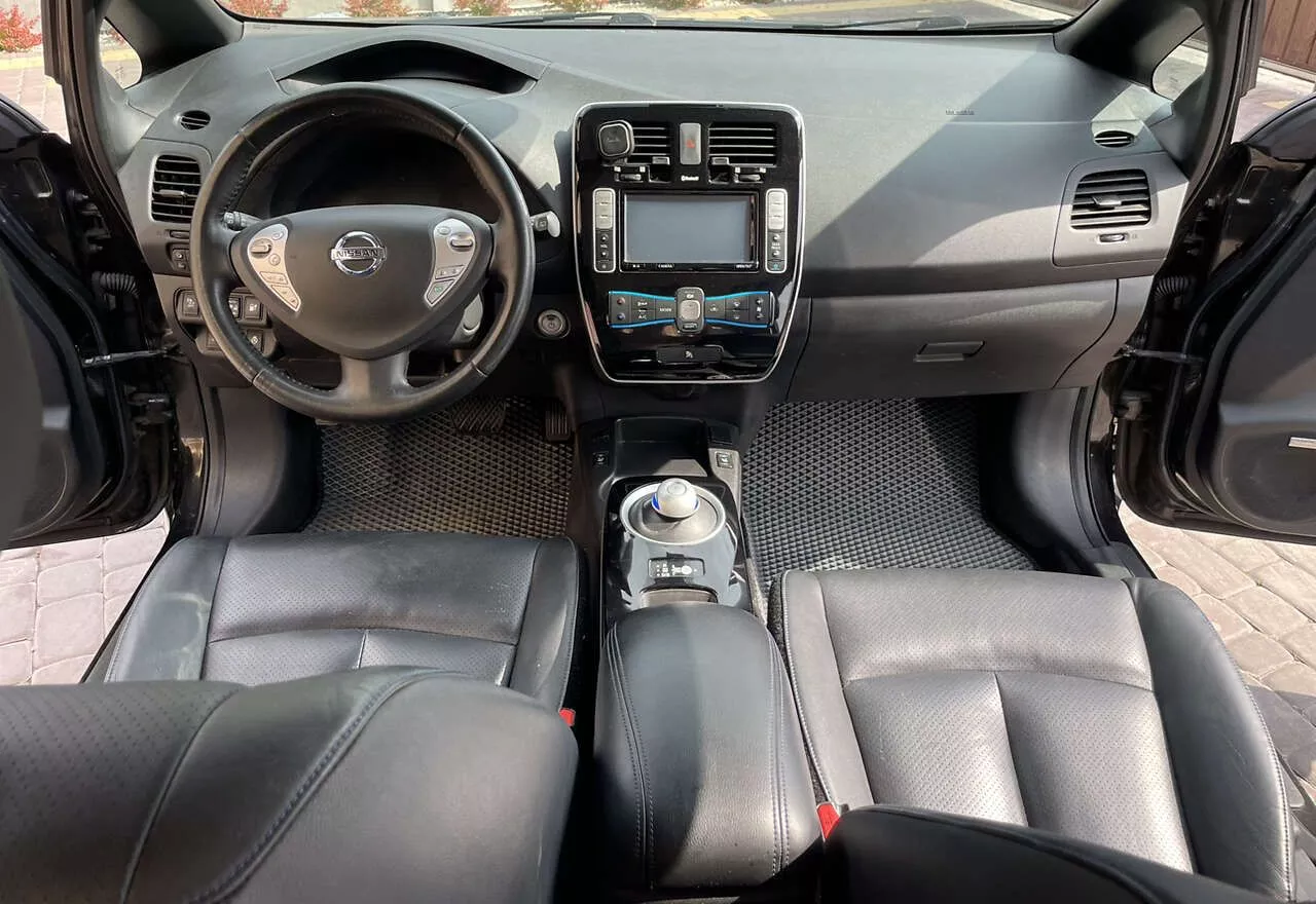 Nissan Leaf  24 kWh 2015251