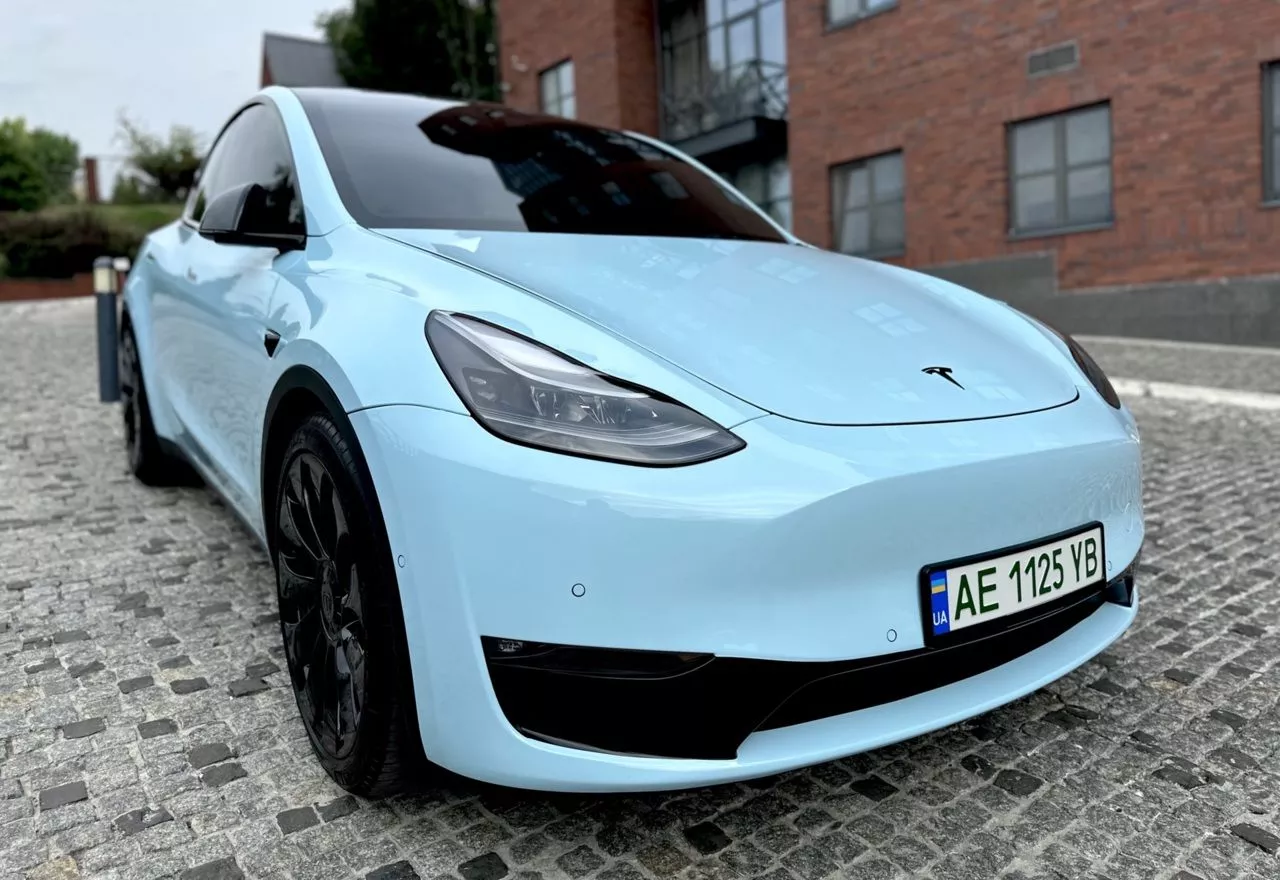 Tesla Model Y  2022221