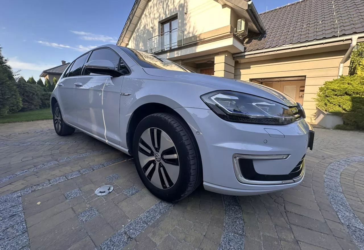 Volkswagen e-Golf  36 kWh 201771