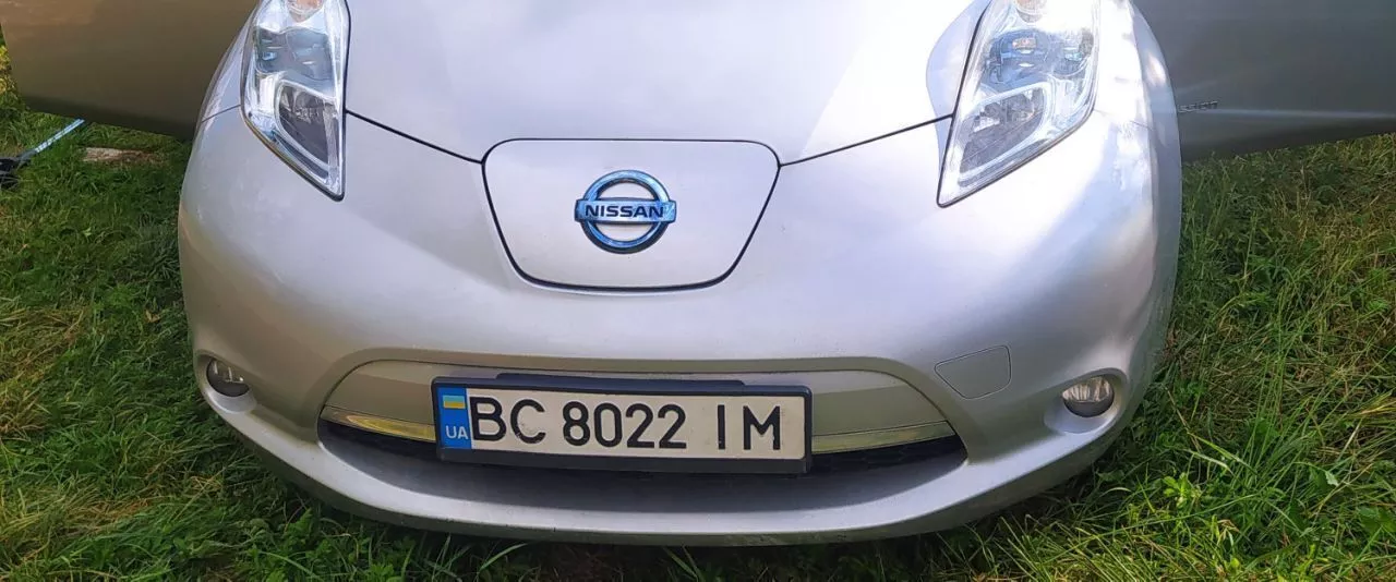 Nissan Leaf  24 kWh 2012111