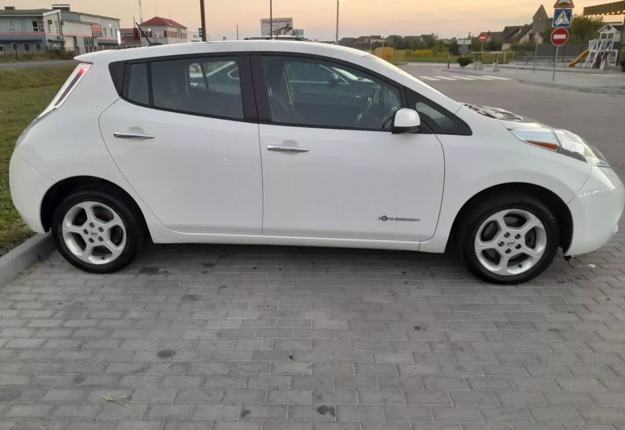 Nissan Leaf  24 kWh 201431