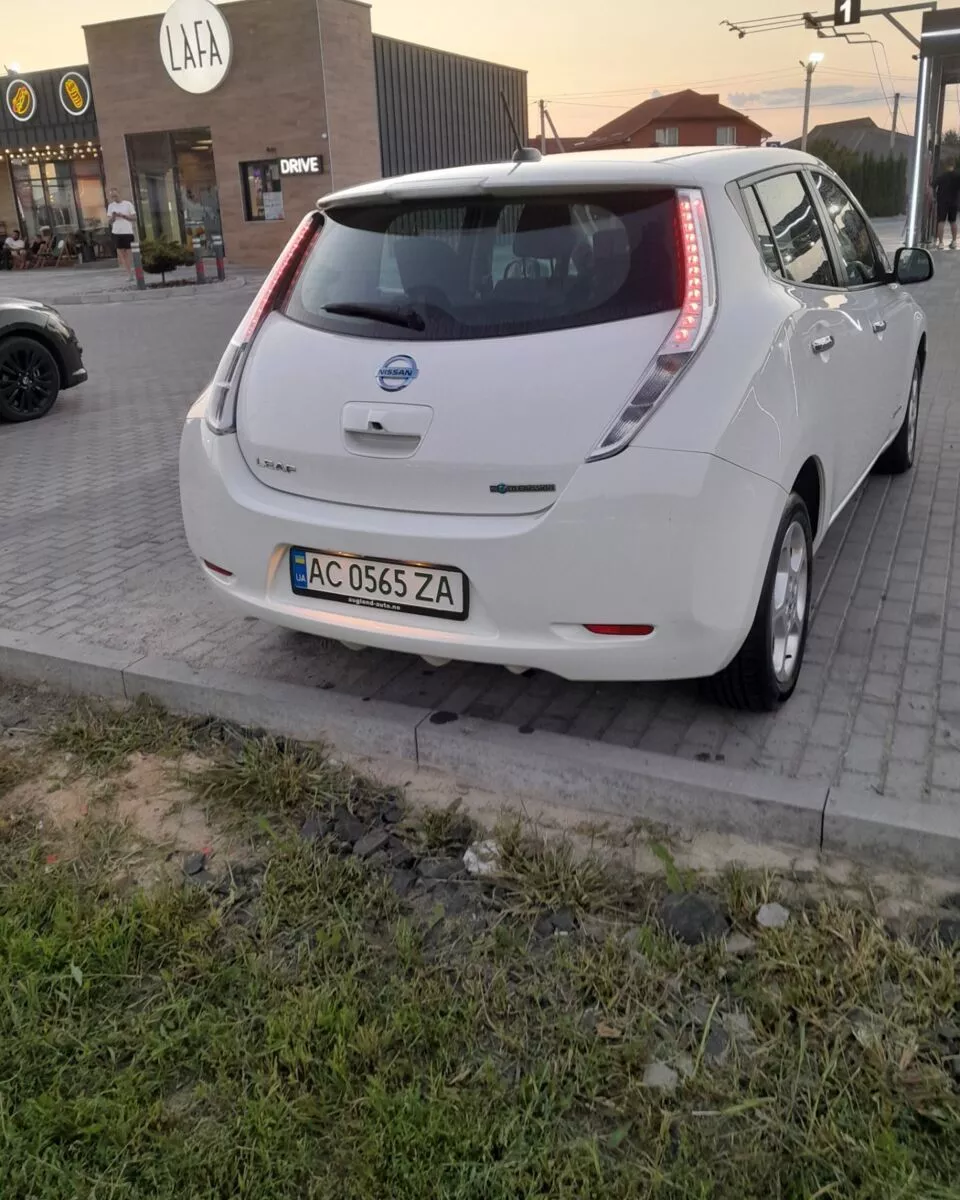 Nissan Leaf  24 kWh 201441