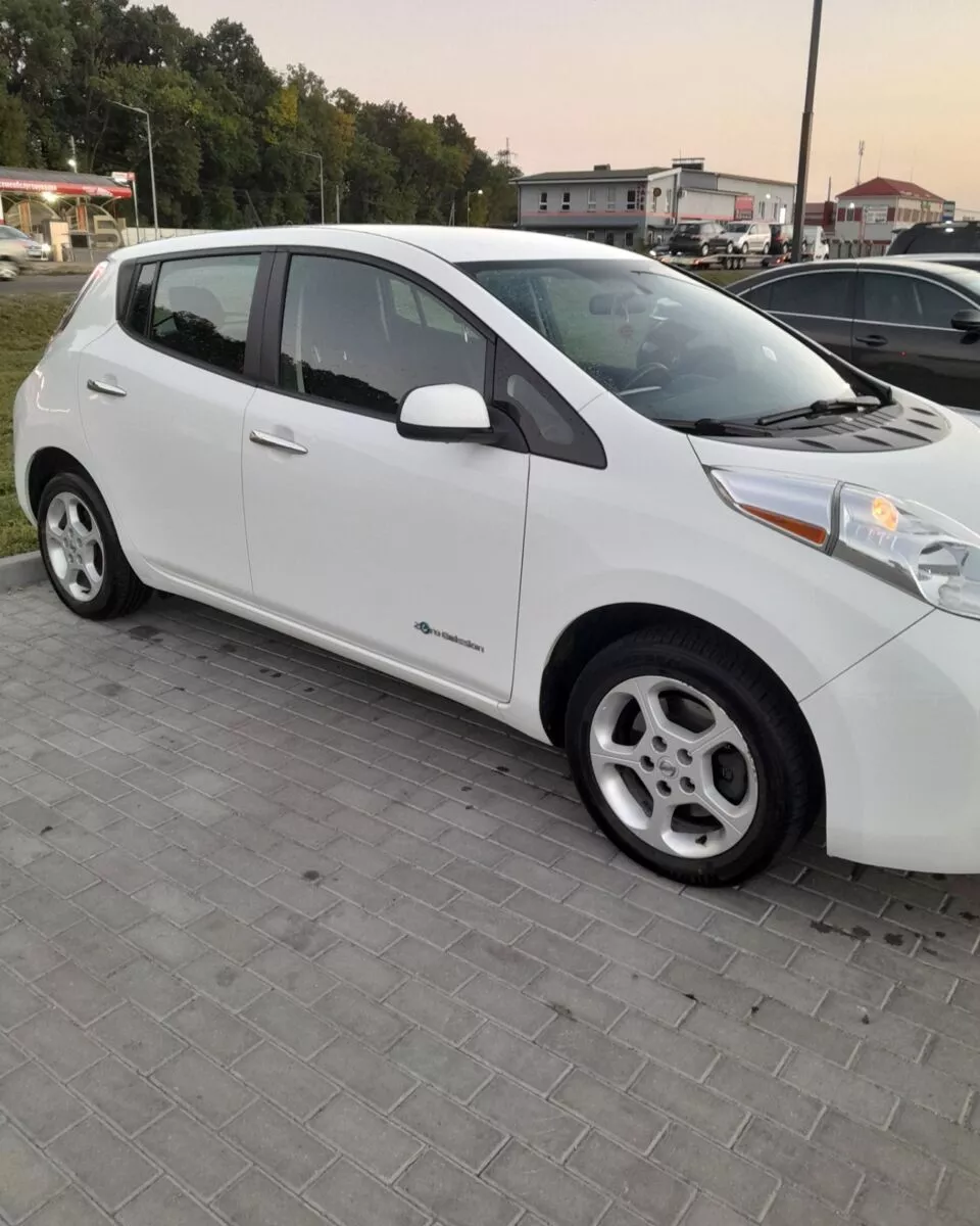 Nissan Leaf  24 kWh 201471