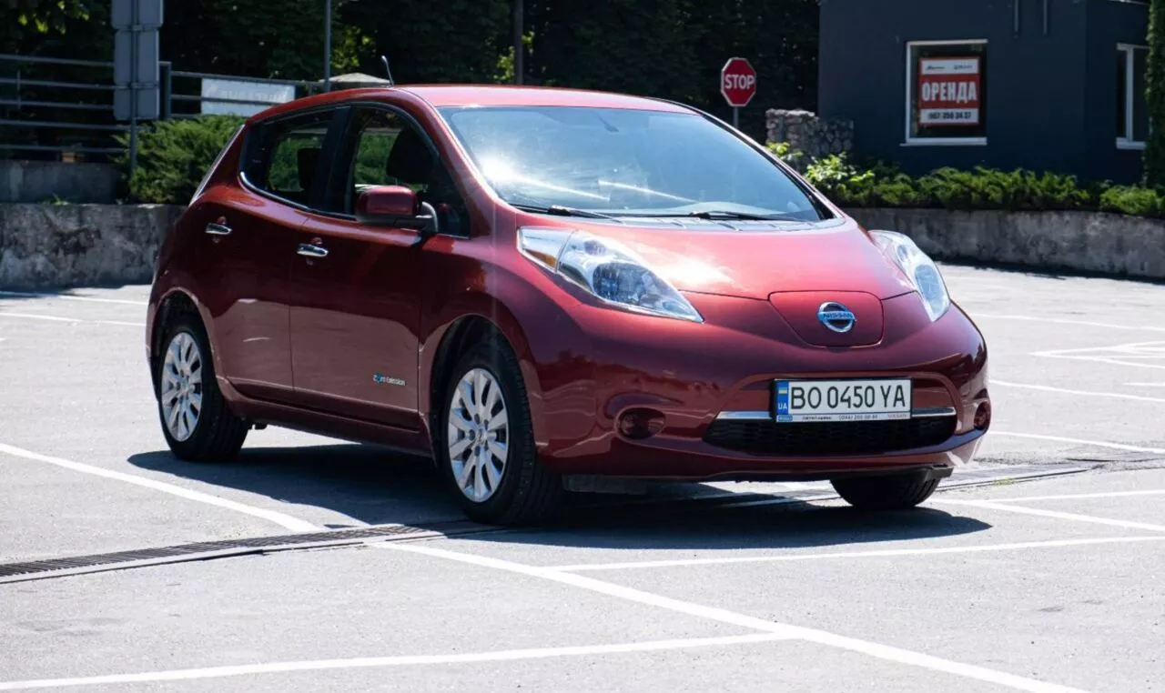 Nissan Leaf  24 kWh 201301