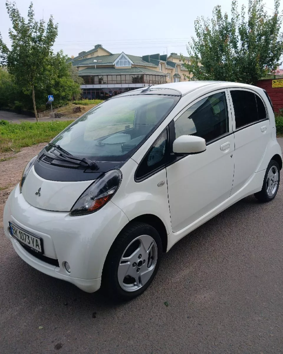 Mitsubishi I-MiEV  16 kWh 2011201