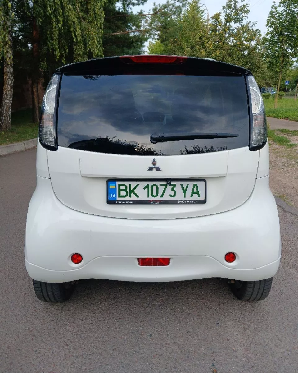 Mitsubishi I-MiEV  16 kWh 2011241