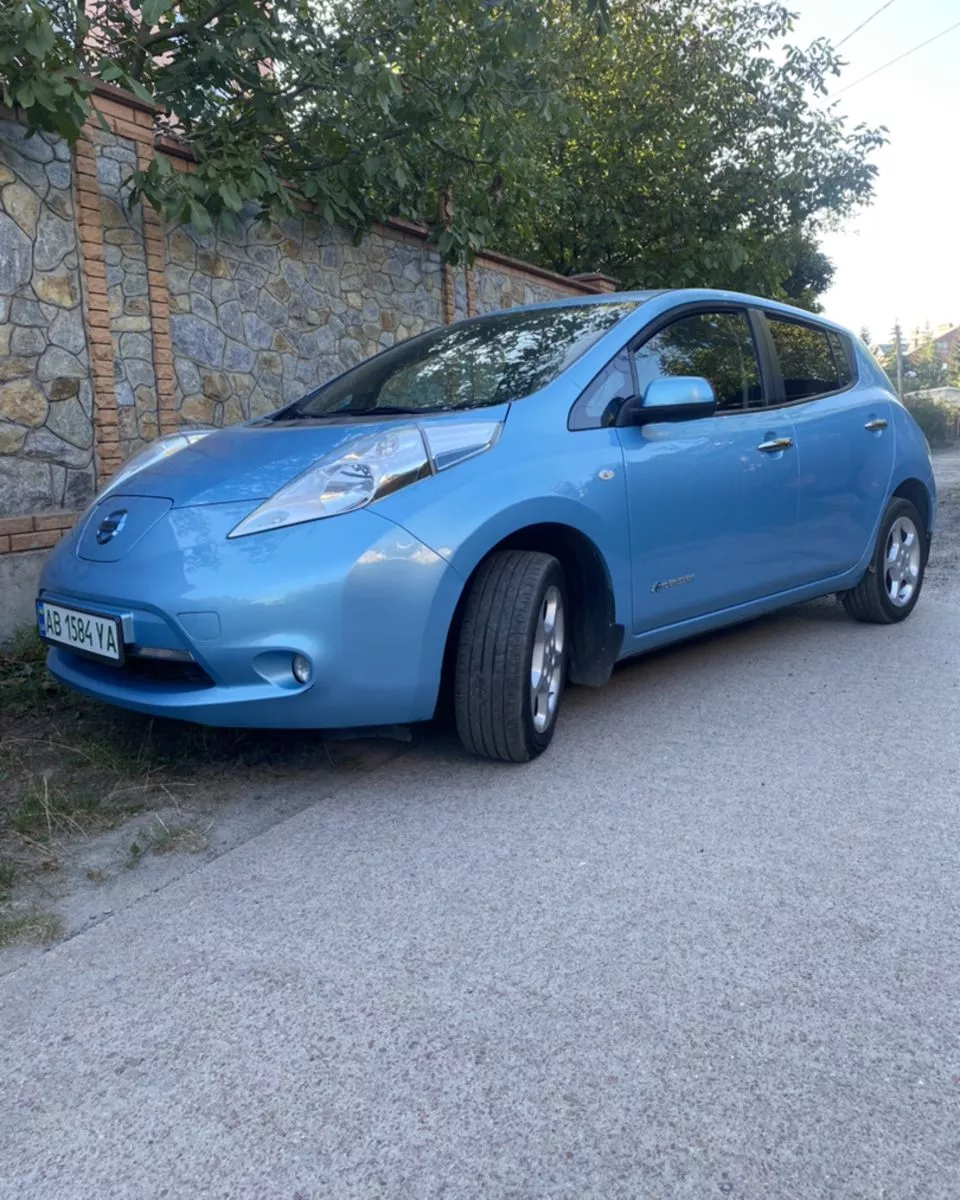 Nissan Leaf  23 kWh 201401