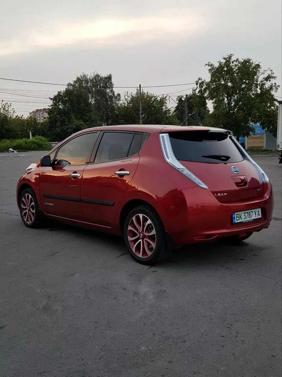 Nissan Leaf  24 kWh 201251