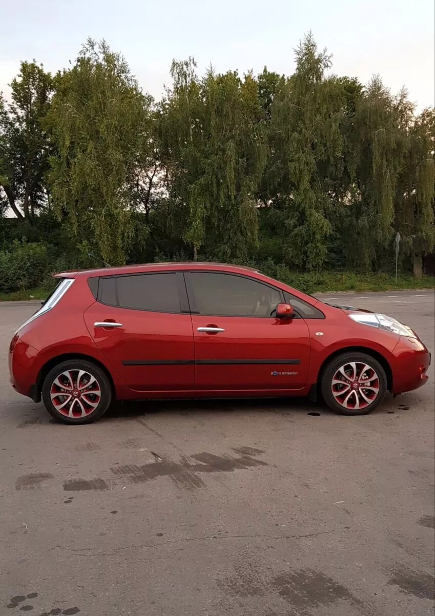 Nissan Leaf  24 kWh 201261