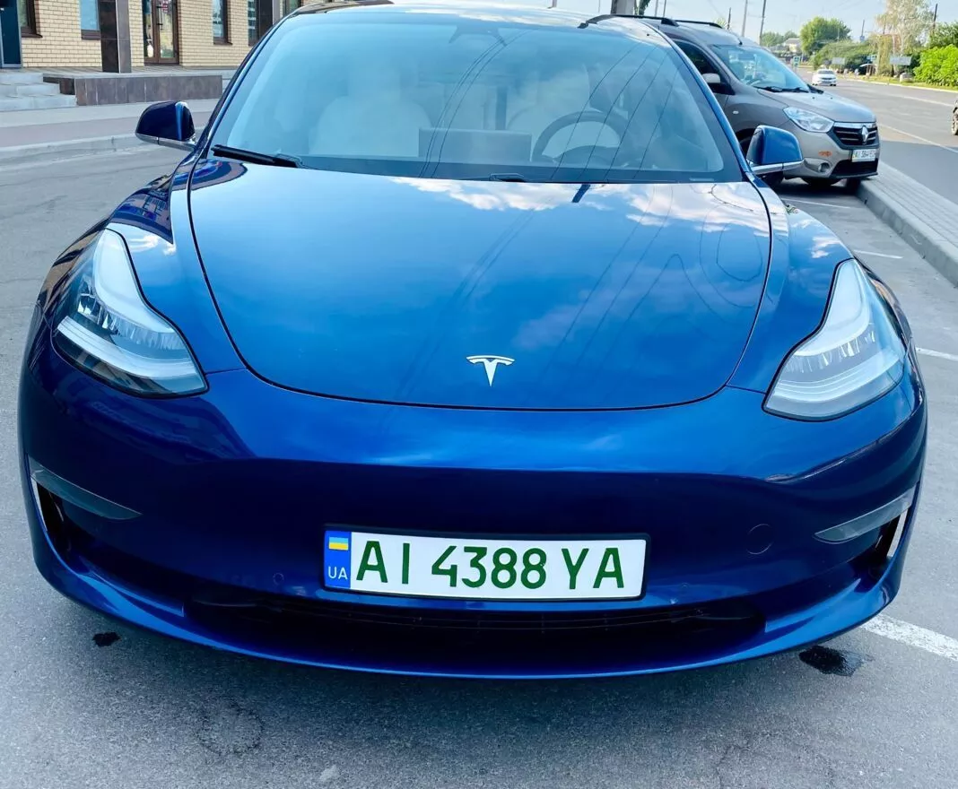 Tesla Model 3  54 kWh 201911