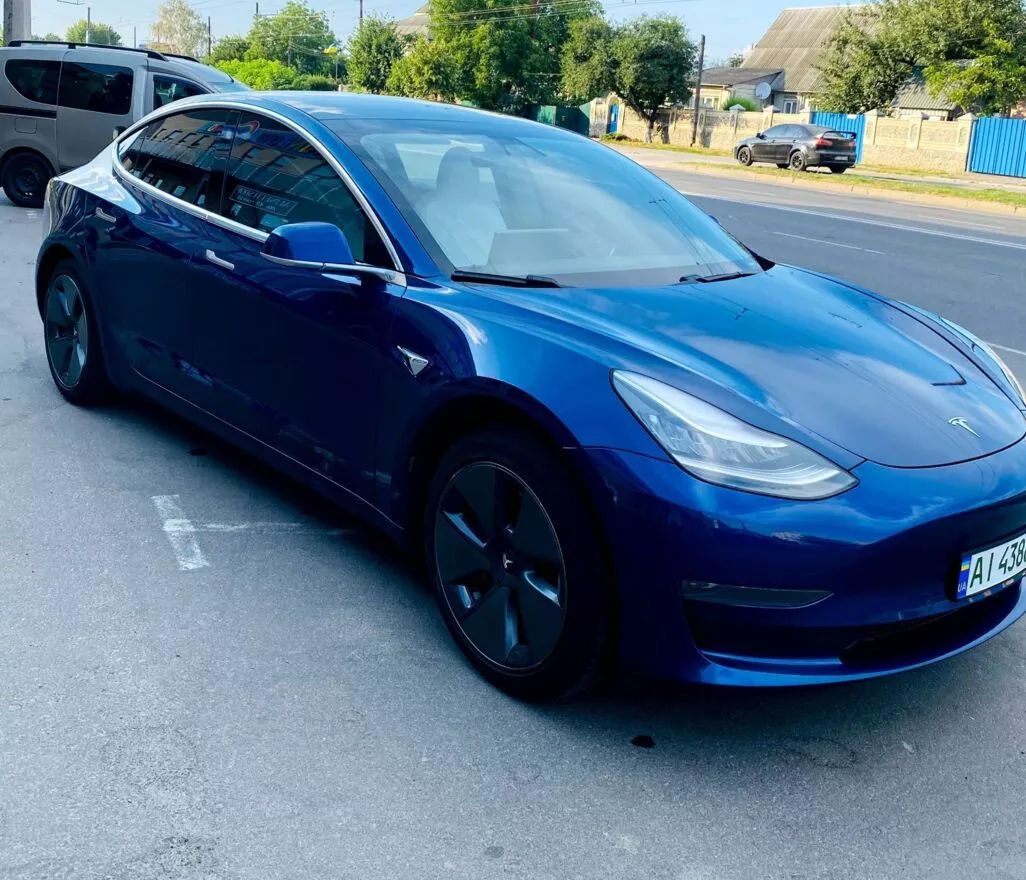 Tesla Model 3  54 kWh 201931