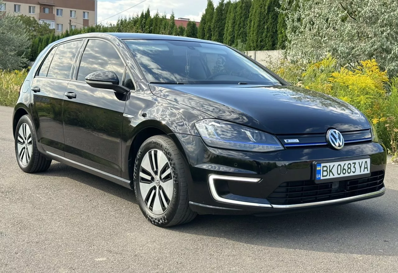 Volkswagen e-Golf  24 kWh 201401