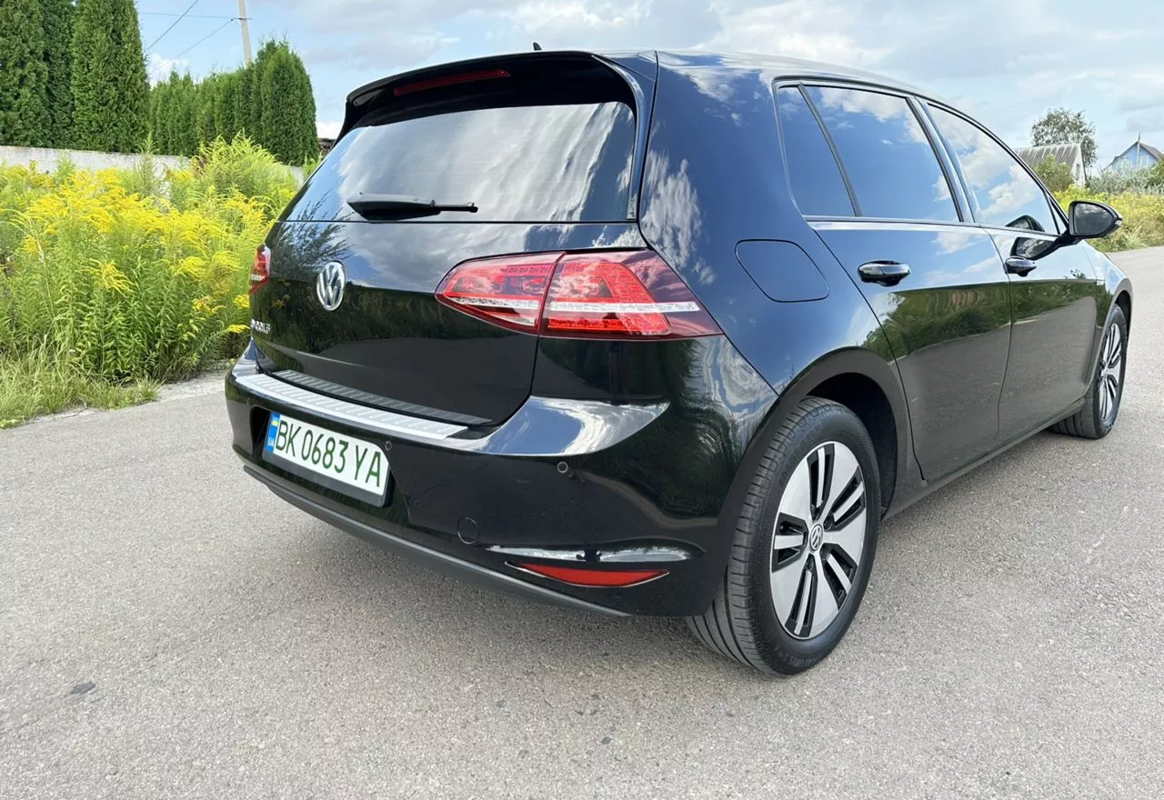 Volkswagen e-Golf  24 kWh 201431