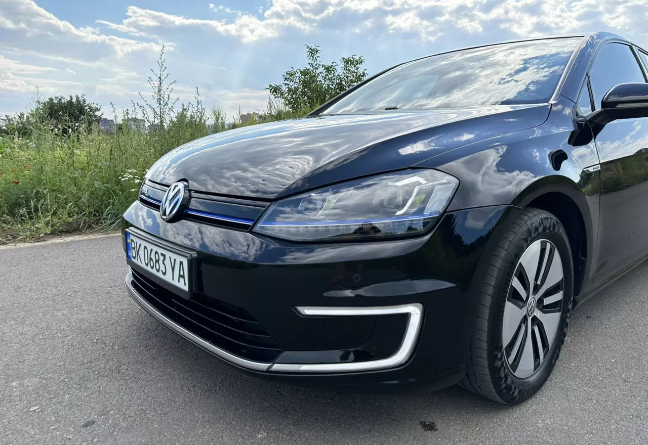 Volkswagen e-Golf  24 kWh 201451