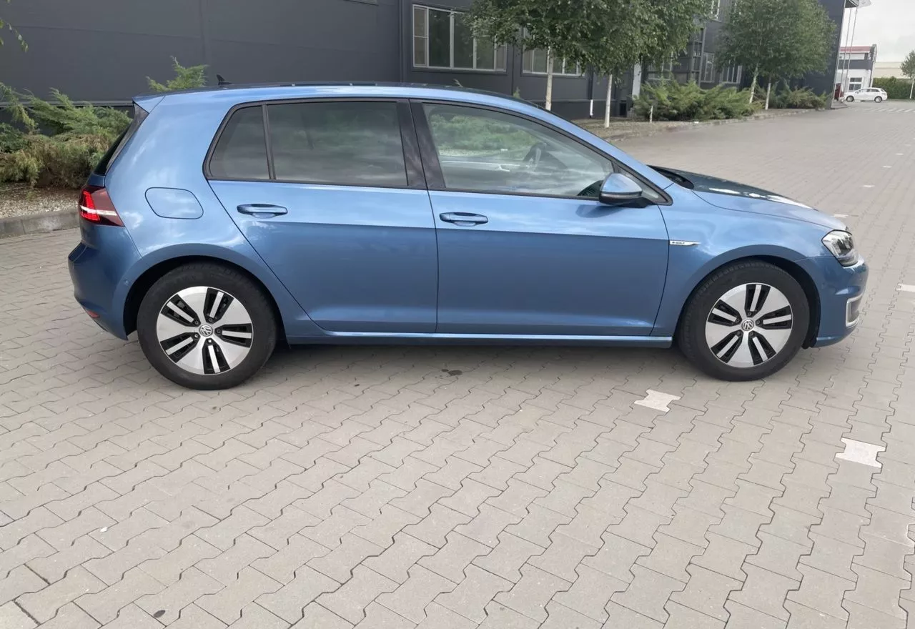 Volkswagen e-Golf  24 kWh 2015291