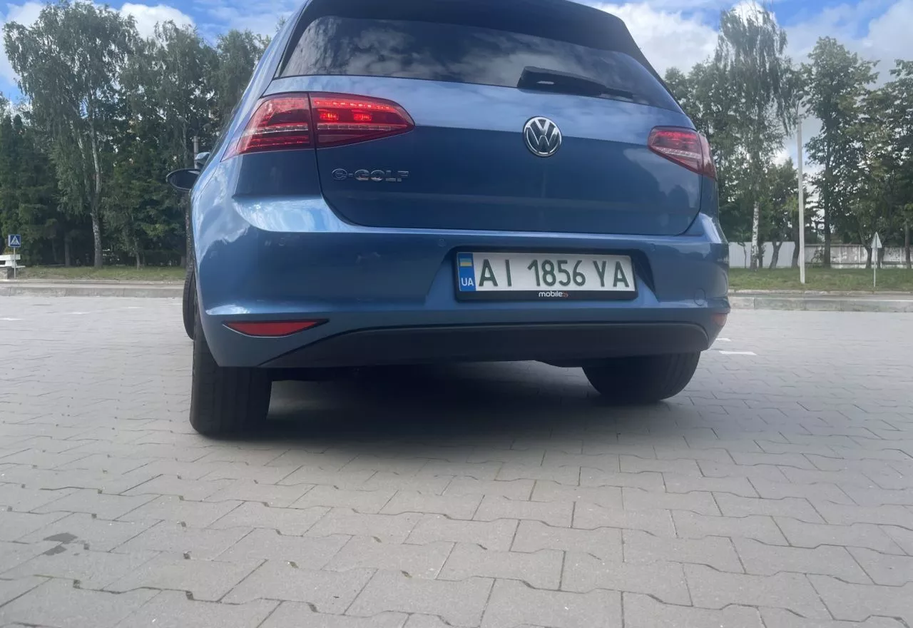 Volkswagen e-Golf  24 kWh 2015331