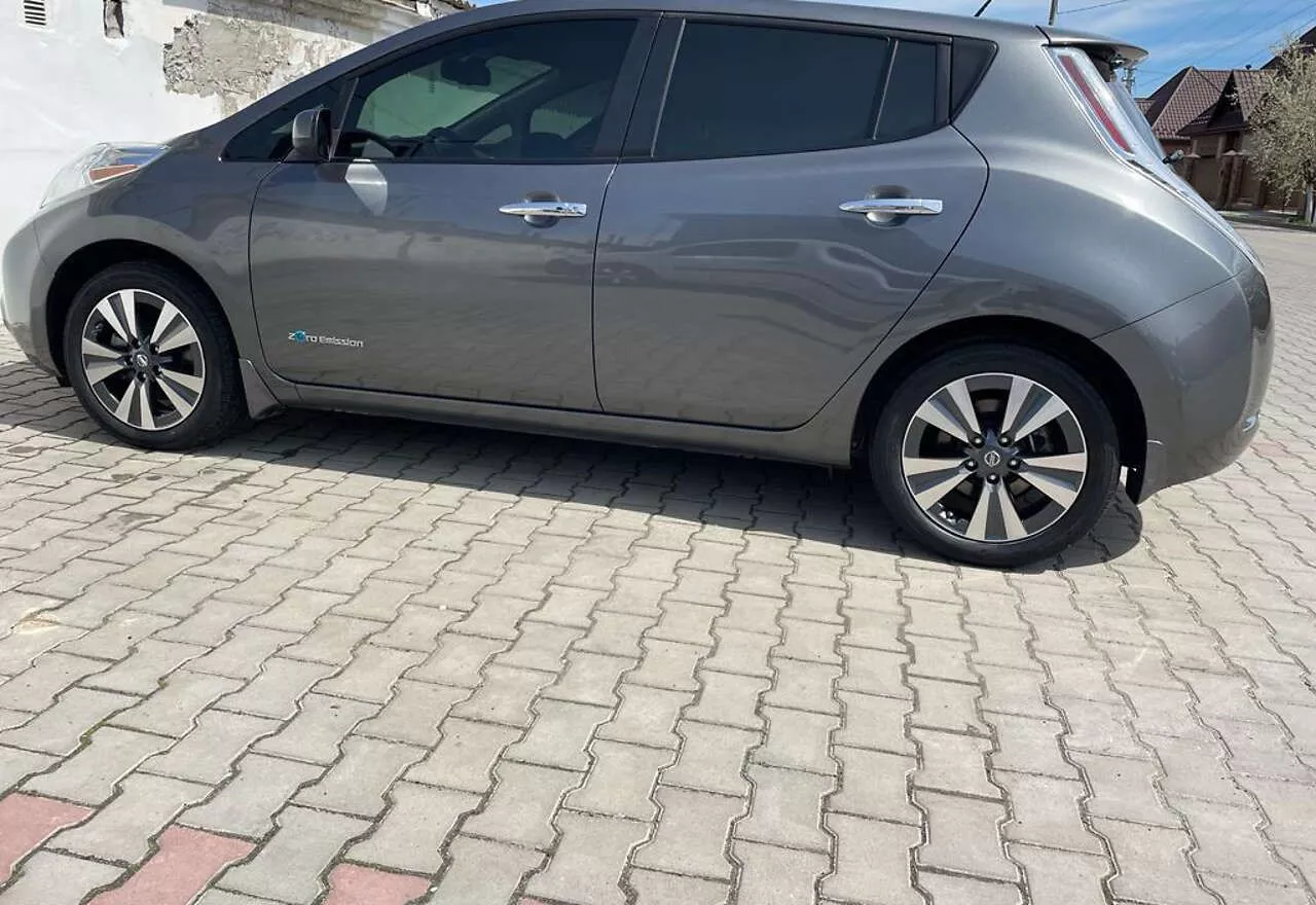 Nissan Leaf  30 kWh 2016131