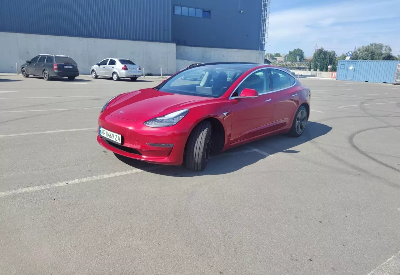 Tesla Model 3  202081