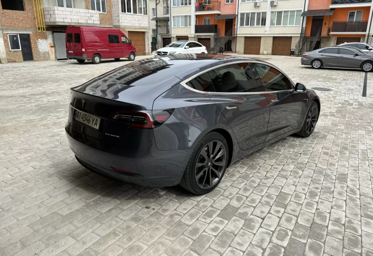 Tesla Model 3  80.5 kWh 201841