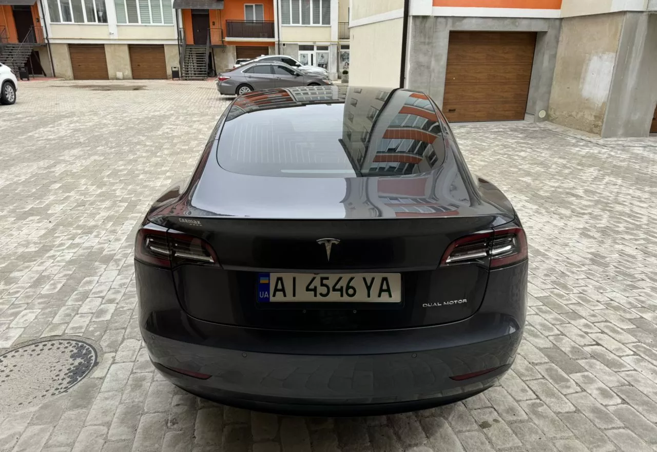 Tesla Model 3  80.5 kWh 201881