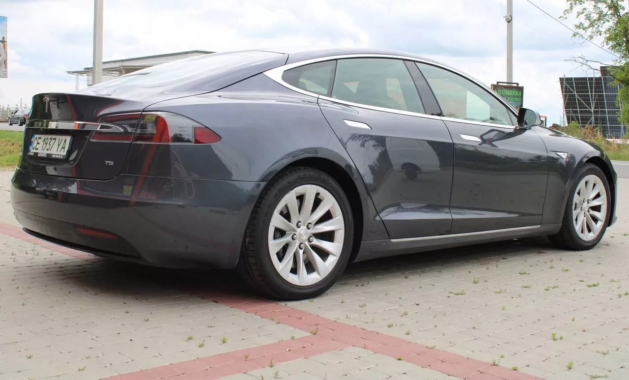 Tesla Model S  75 kWh 201631