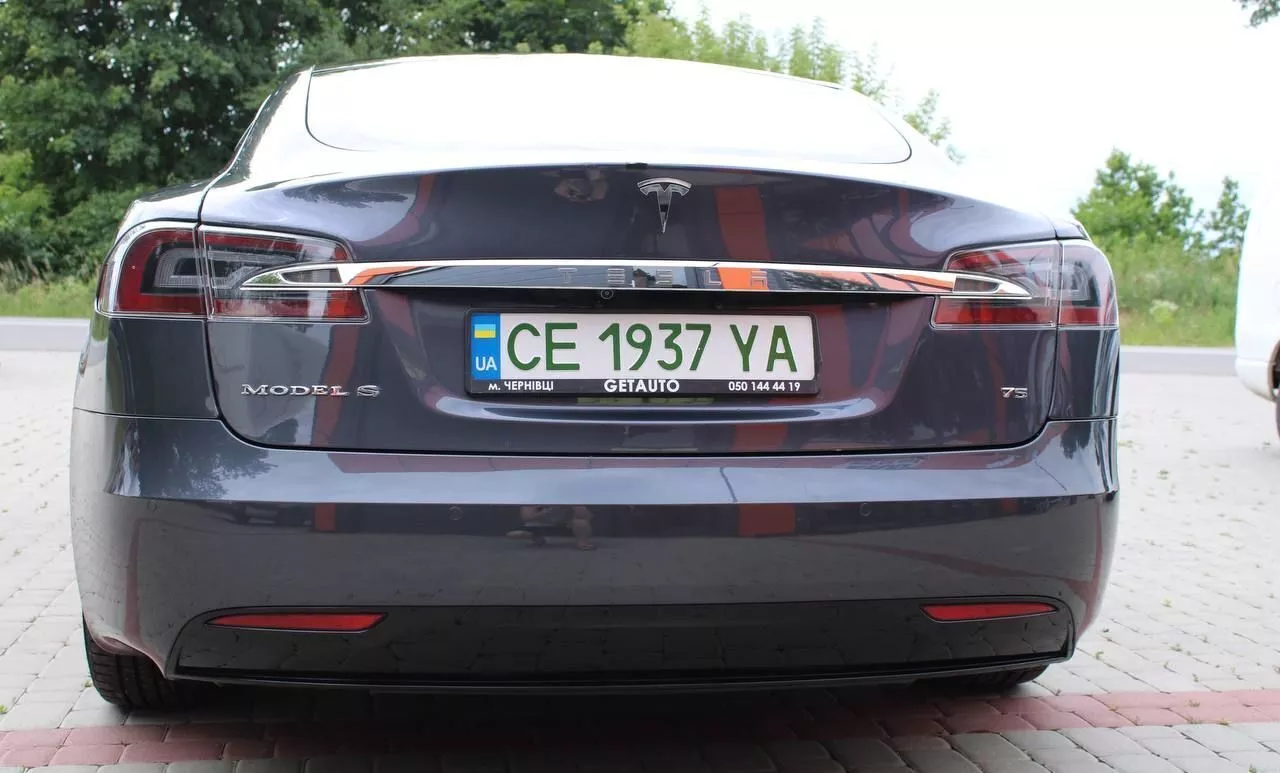 Tesla Model S  75 kWh 201641