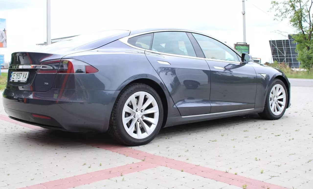 Tesla Model S  75 kWh 201651