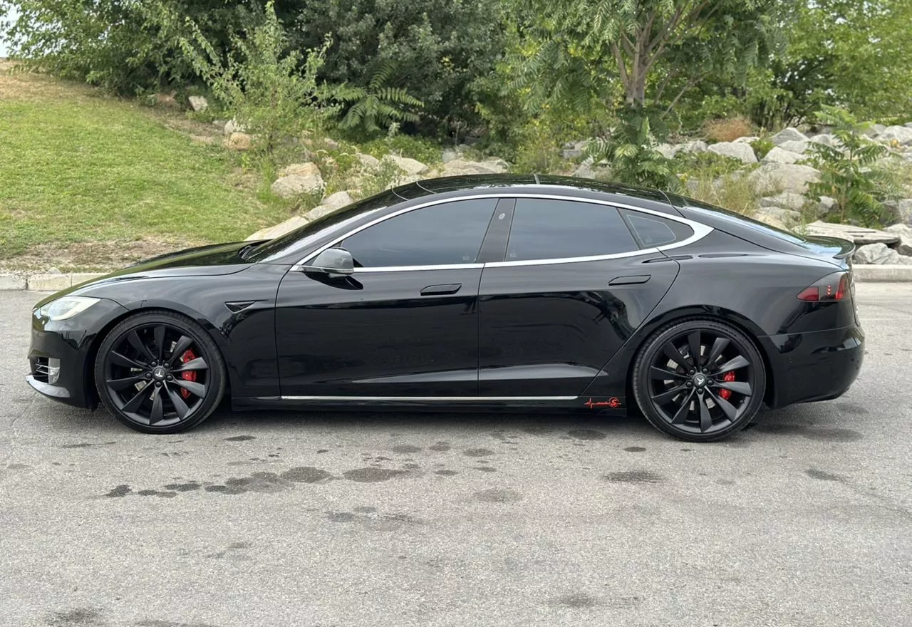 Tesla Model S  100 kWh 201731