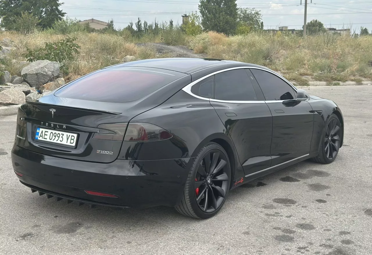 Tesla Model S  100 kWh 2017121