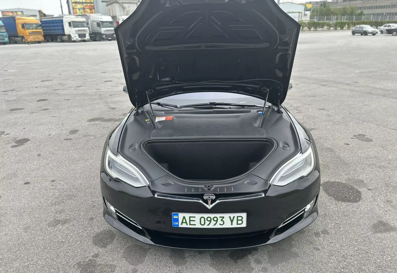 Tesla Model S  100 kWh 2017241