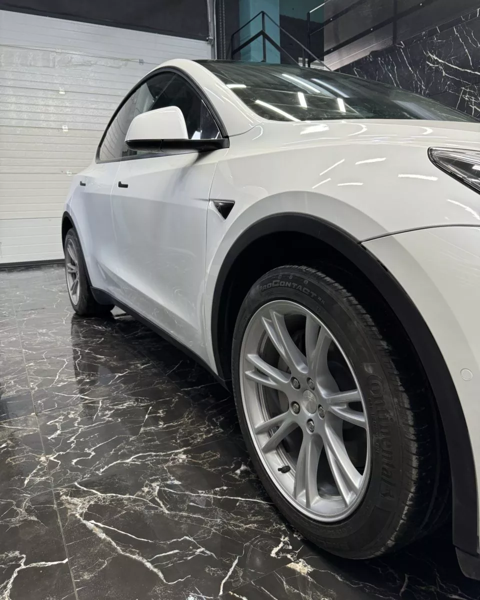 Tesla Model Y  82 kWh 2020151