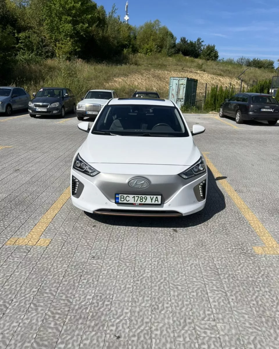 Hyundai Ioniq  28 kWh 201811