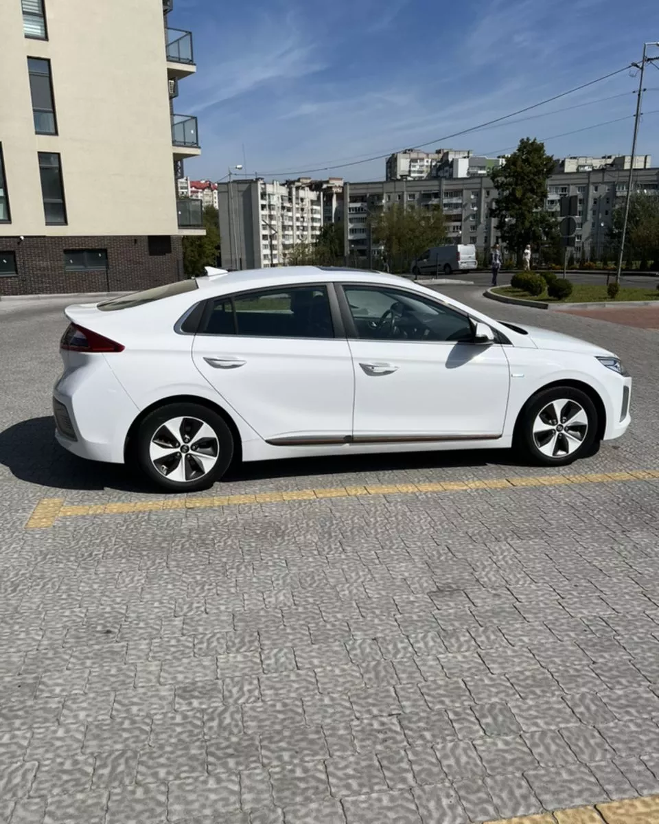 Hyundai Ioniq  28 kWh 201861