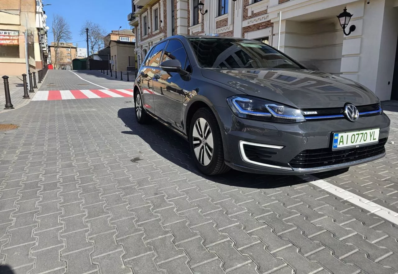 Volkswagen e-Golf  36 kWh 2020321