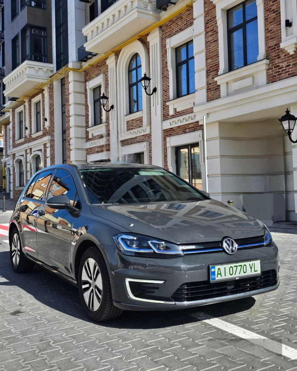 Volkswagen e-Golf  36 kWh 2020231