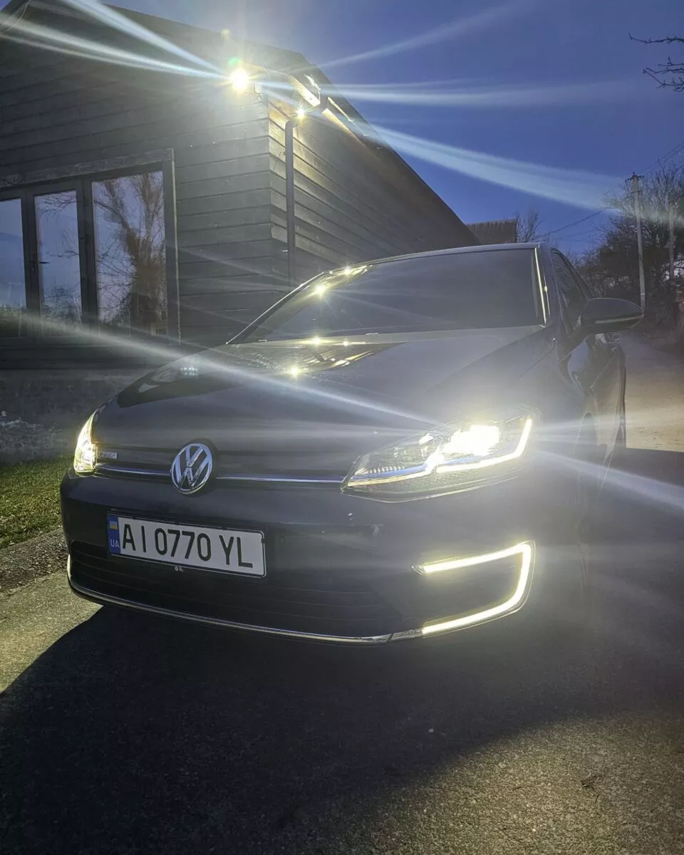 Volkswagen e-Golf  36 kWh 2020261